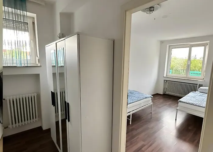 アパート Monteurszimmer アウグスブルク